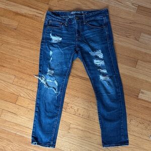 American Eagle Outfitters Women's Destructed Ripped Slouchy Jeans 4